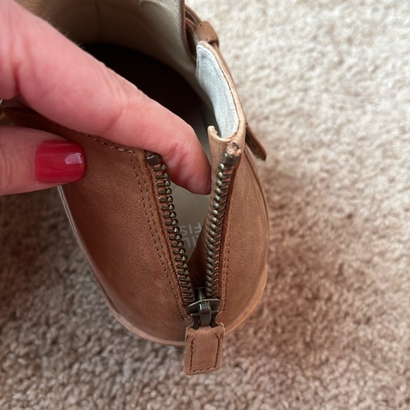 Eileen Fisher Ives Tumbled Nubuck Tan Suede Booties - Picture 6 of 10